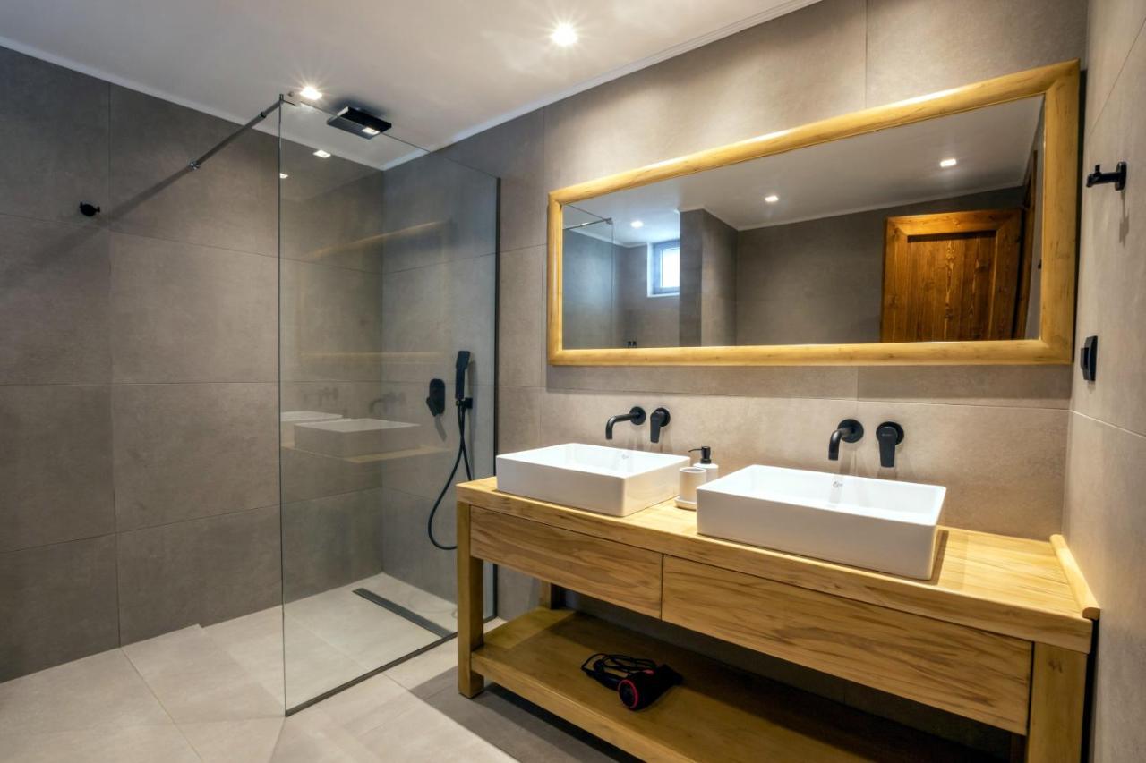 Cato Agro 2, Seafront Villa With Private Pool Afiartis Ngoại thất bức ảnh